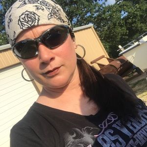 Meet your Posher, Sherry